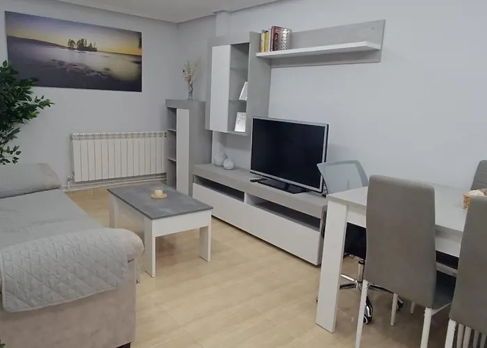 Vivienda En Pleno Centro! Calle Doctrinos 3 Апартаменти *